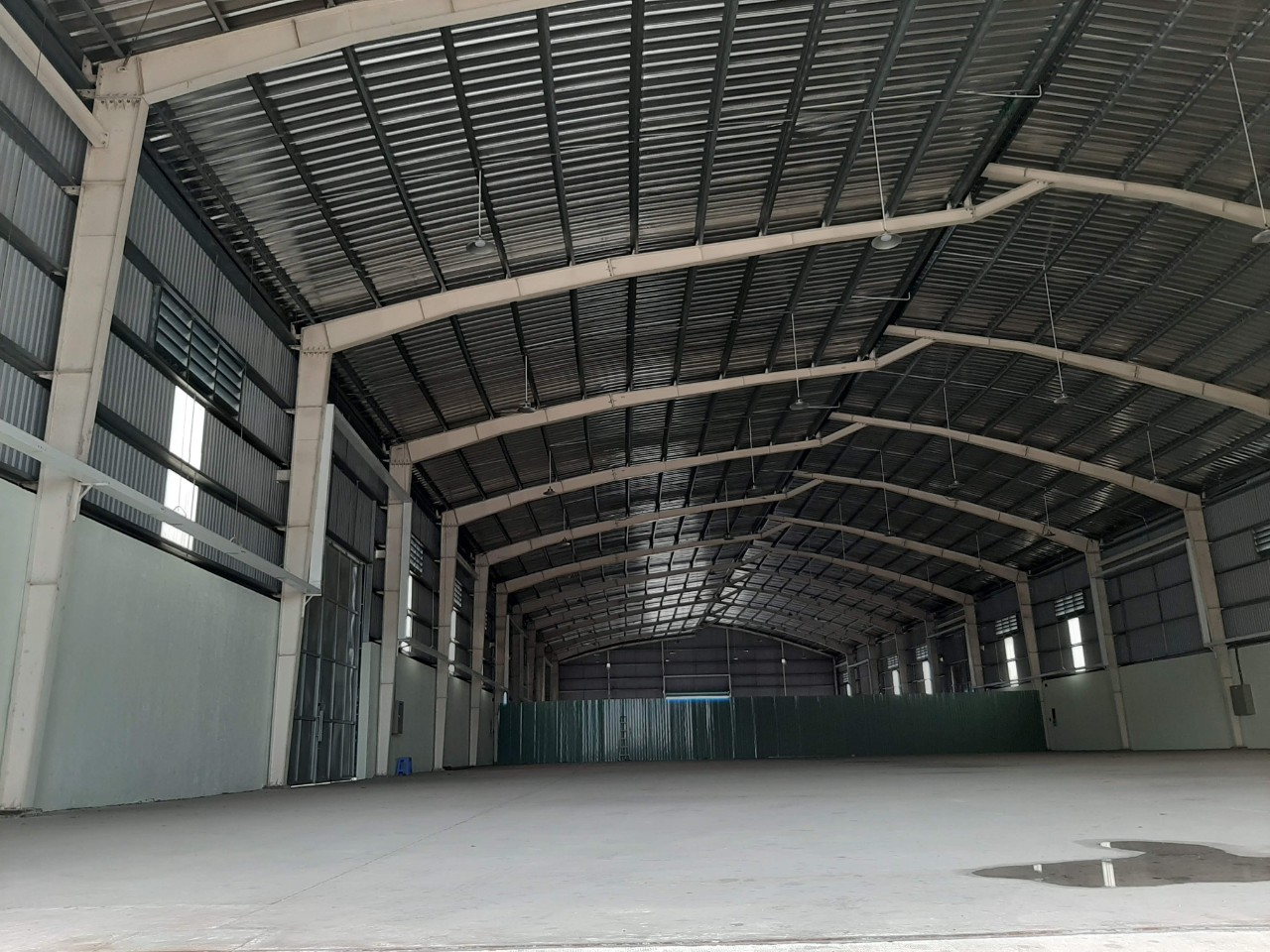 Kho xưởng cho thuê giá rẻ 1200m2 tại Tân Kim